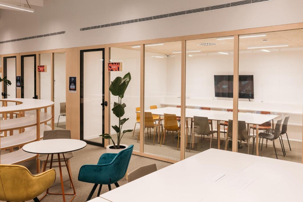 Apartamento For Students Studying In Only - Stunning Spacious And Private At Pallars Student Barcelona