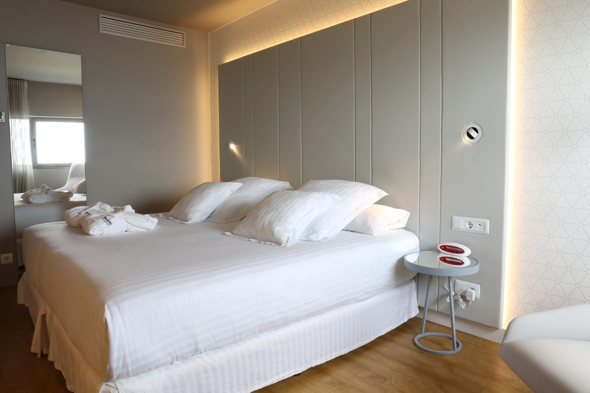 Occidental Atenea Mar Hotel 4*
