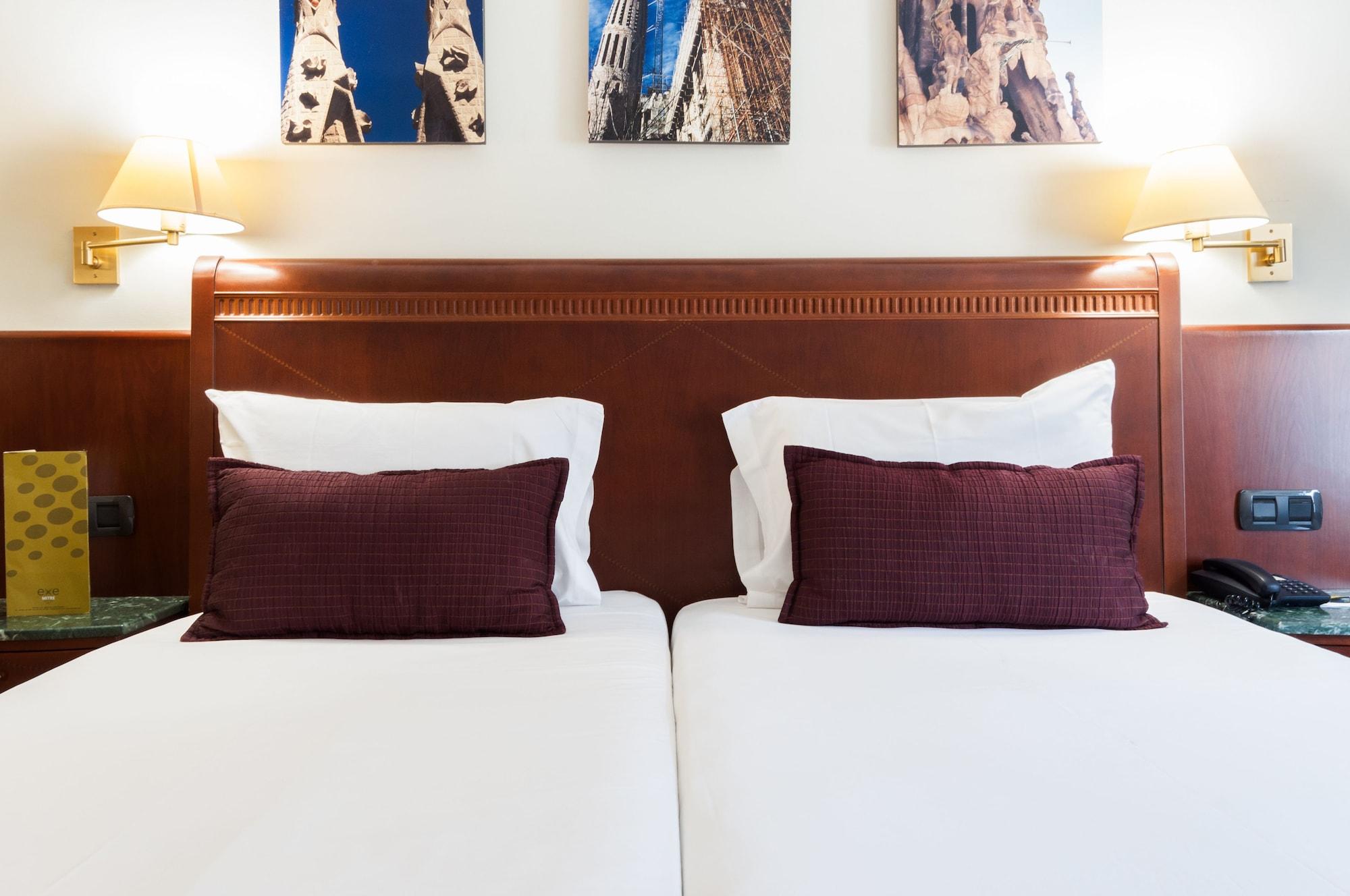 Exe Mitre Hotel 3*