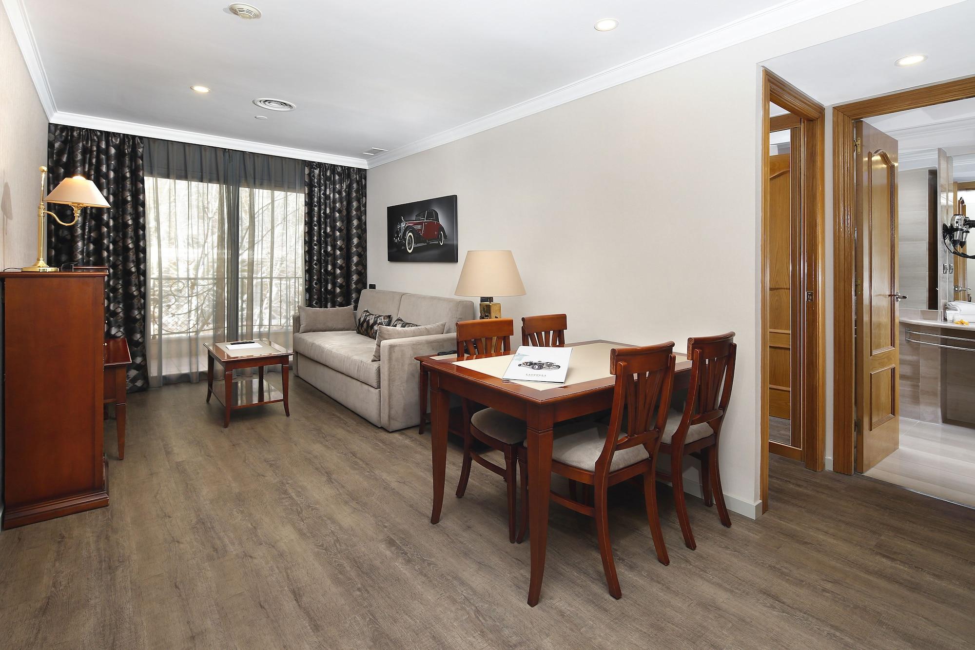 Apartaments-hotel Hispanos 7 Suiza 4* Barcelona