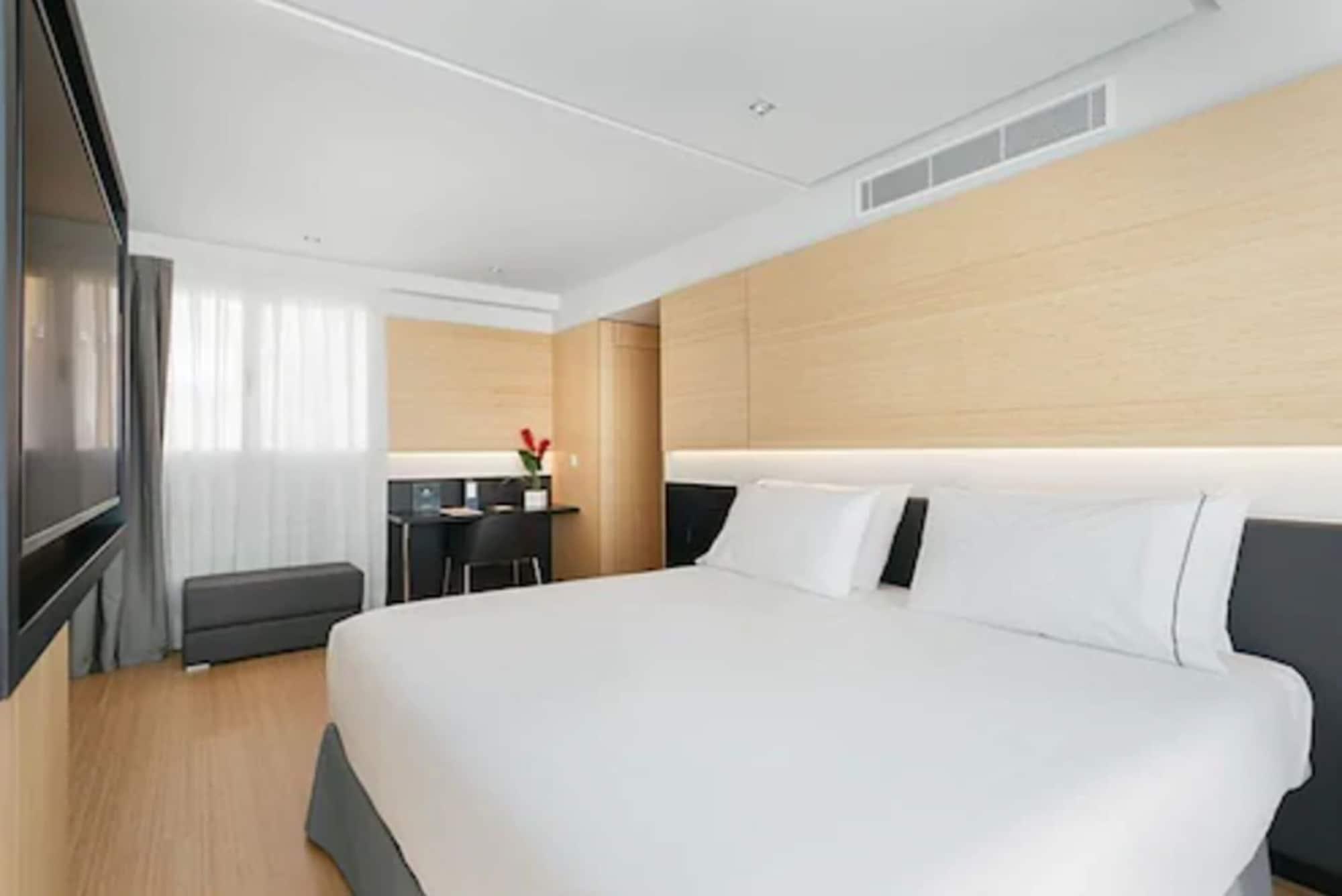 Exe Plaza Catalunya 4*