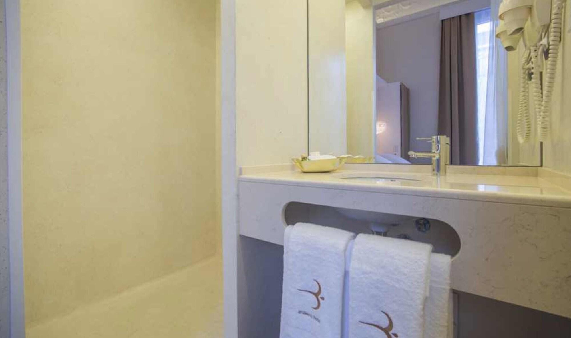 Anakena House 3*