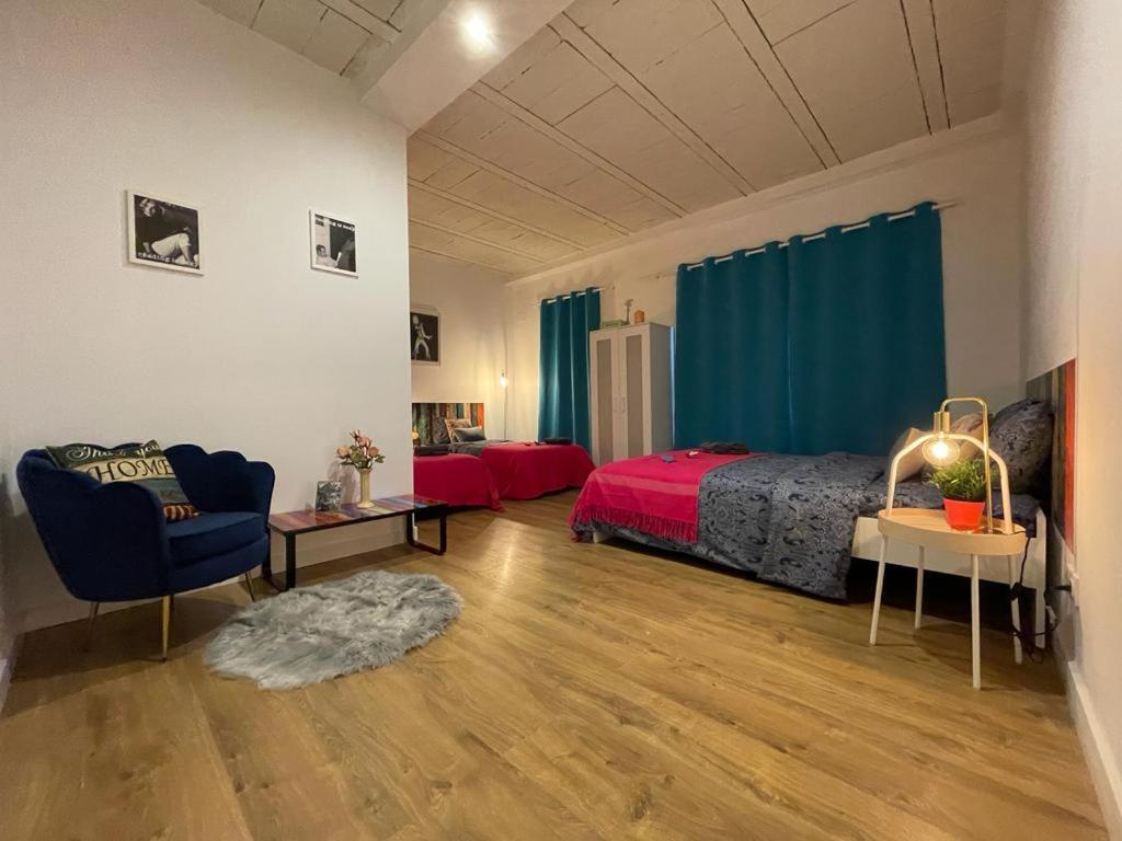 Rooms In Gothic Barcelona