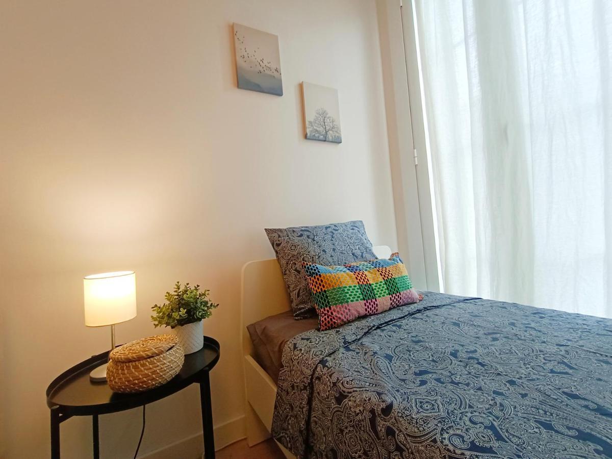 Hostal By Plaza Universidad