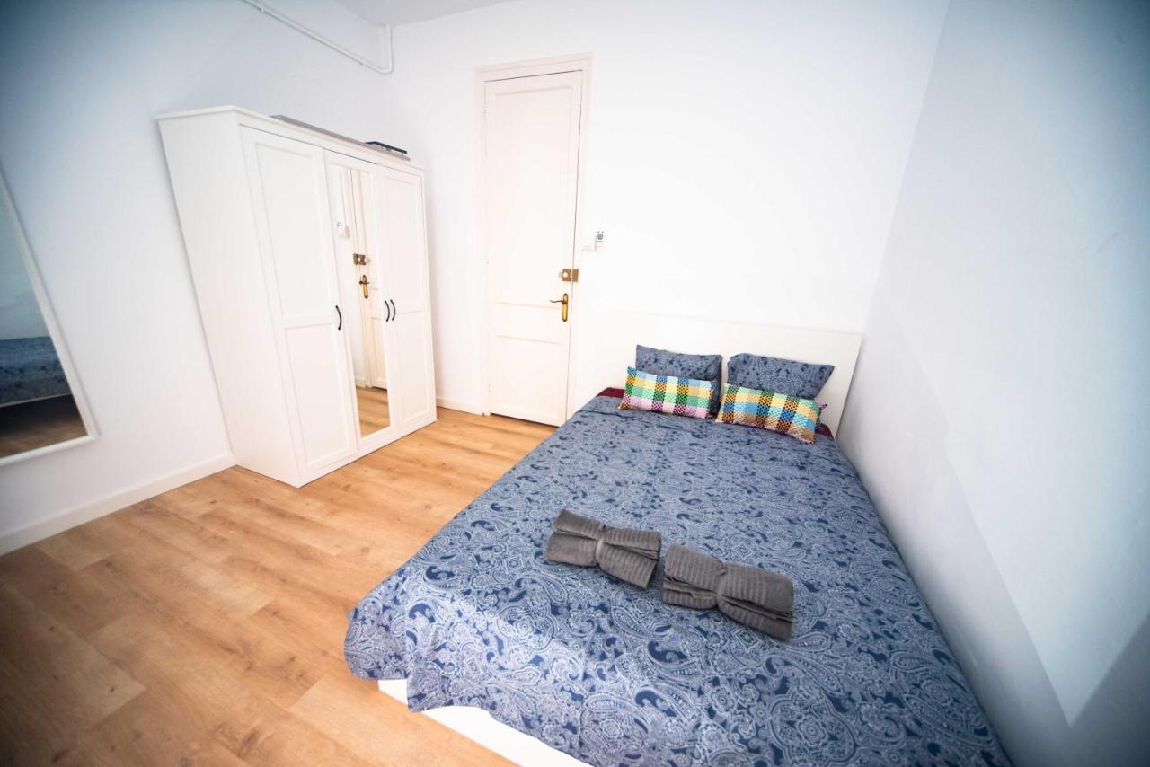 Hostel By Rambla De Catalunya *