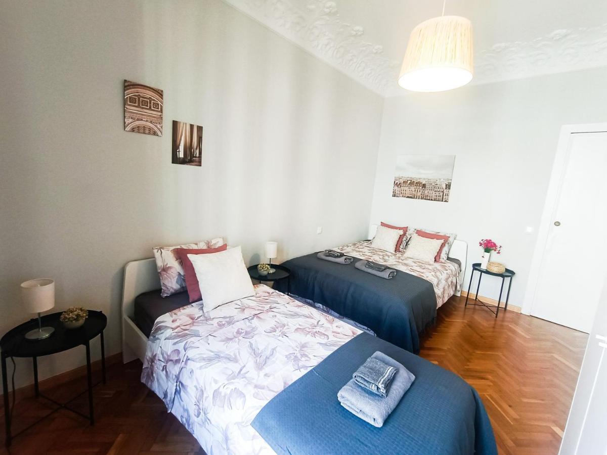 Hostel By La Pedrera - Diagonal