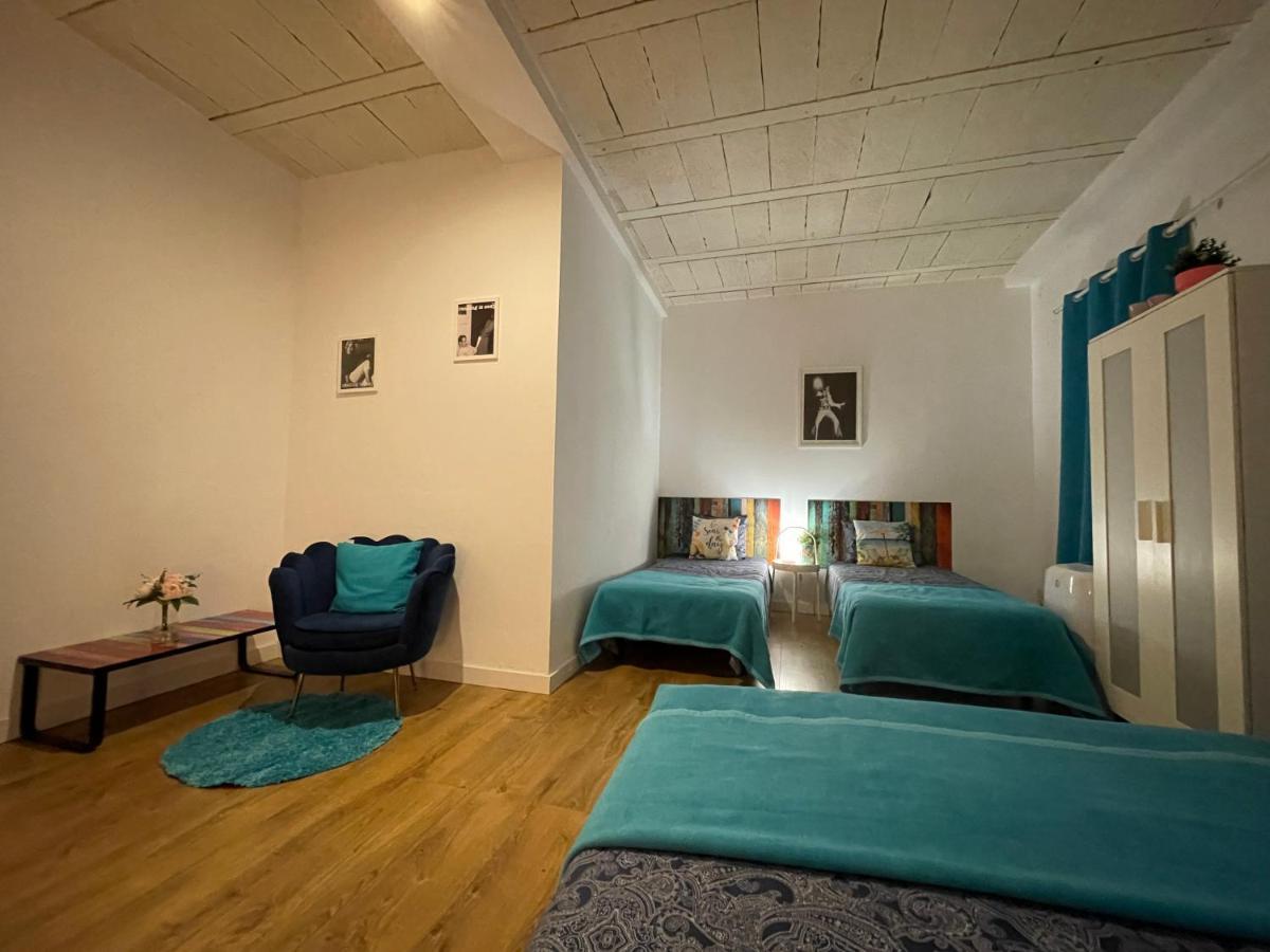 Rooms In Gothic Hostal