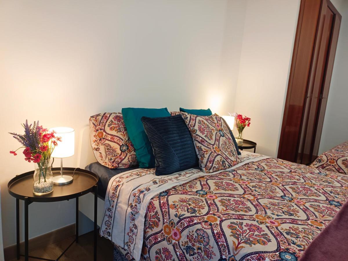 Hostal Rooms In Gothic *