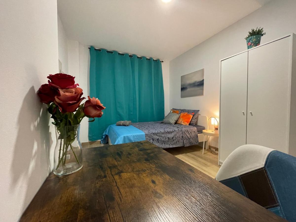 Rooms In Gothic Barcelona