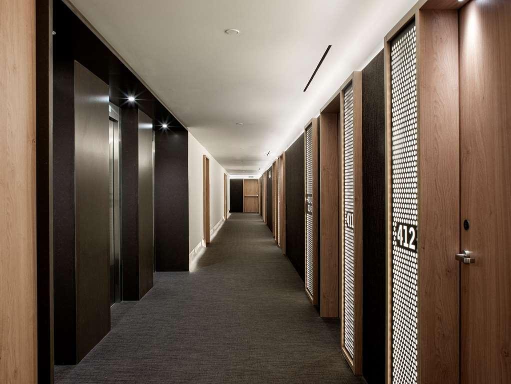 Hotel Me *
