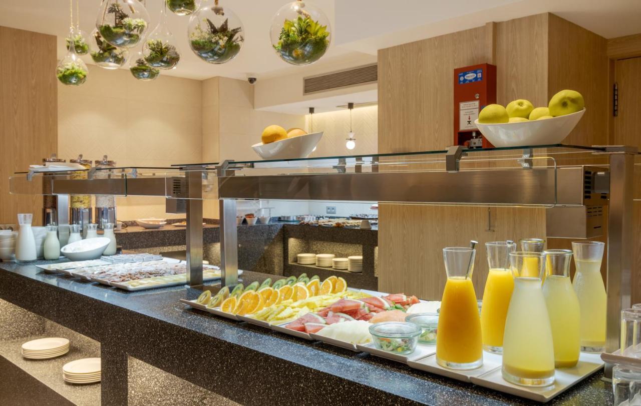Hotel Ilunion Auditori 3*