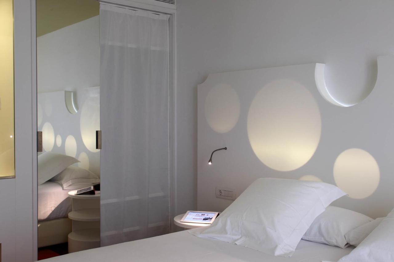 Hotel Mate Pau, 3*