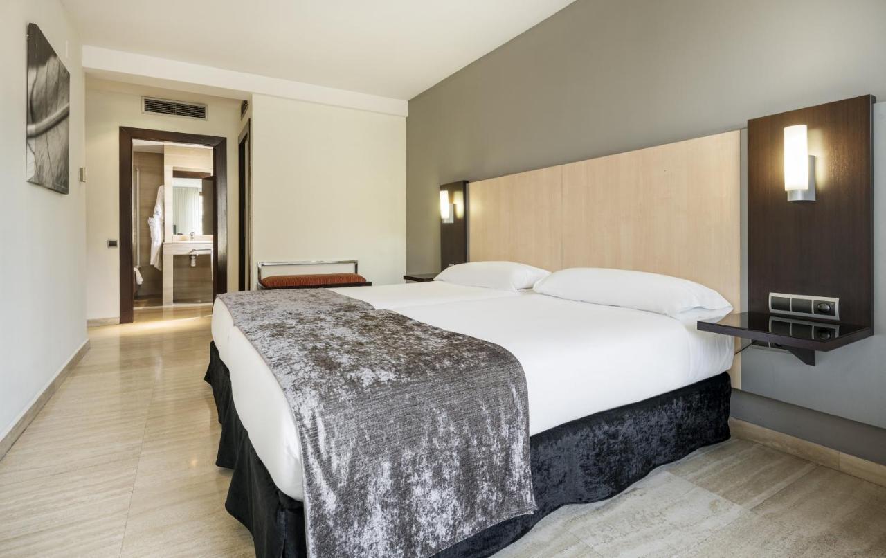 Hotel Ilunion Almirante 4*