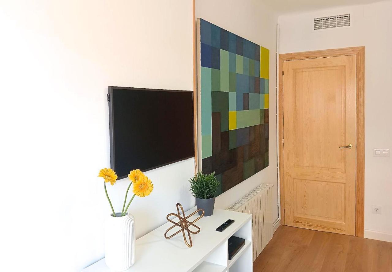 Apartamento Comfortable Apartment. Very And Quiet. *