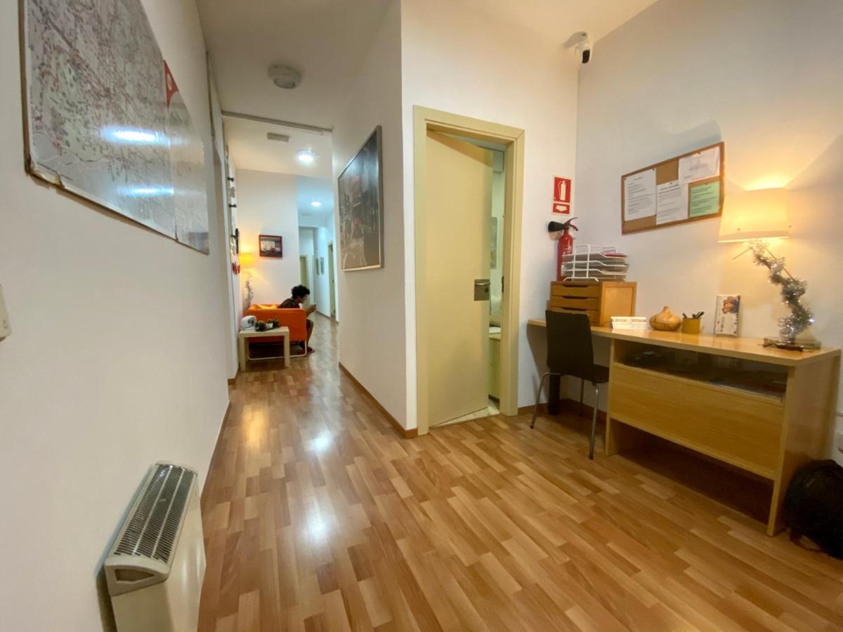 Housing Student Apartamento *