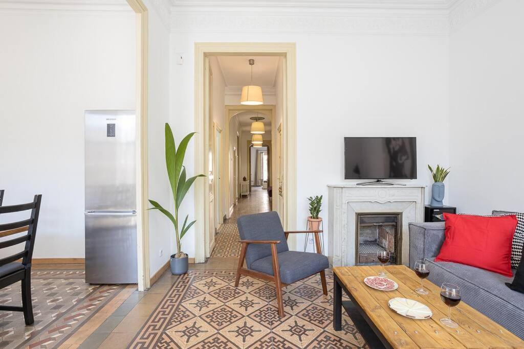 Canela Homes Consell * Barcelona