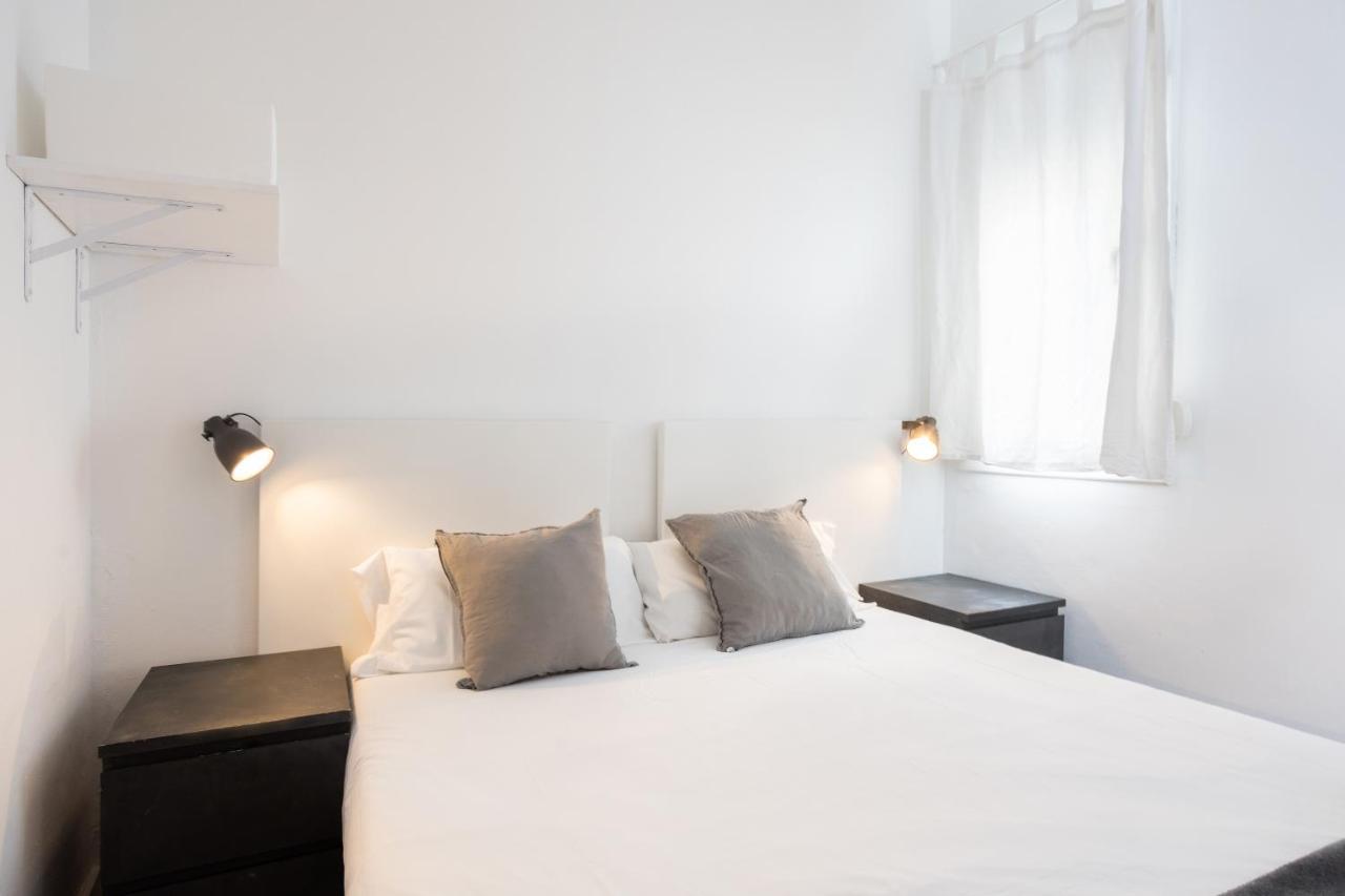 Housalia Lepant 3 Bedroom 300 Meters De Sagrada Familia Apartamento *