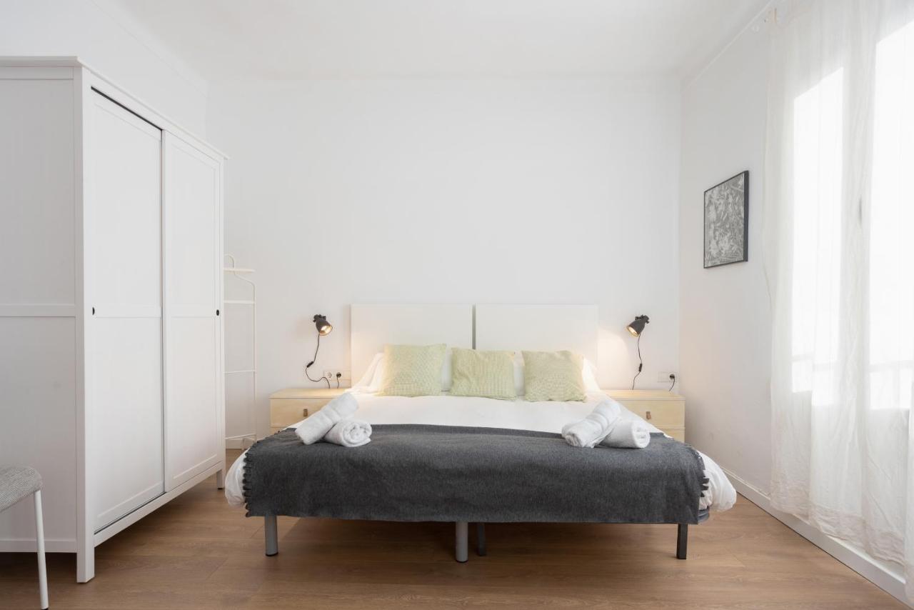 Housalia Lepant 3 Bedroom 300 Meters De Sagrada Familia Apartamento *