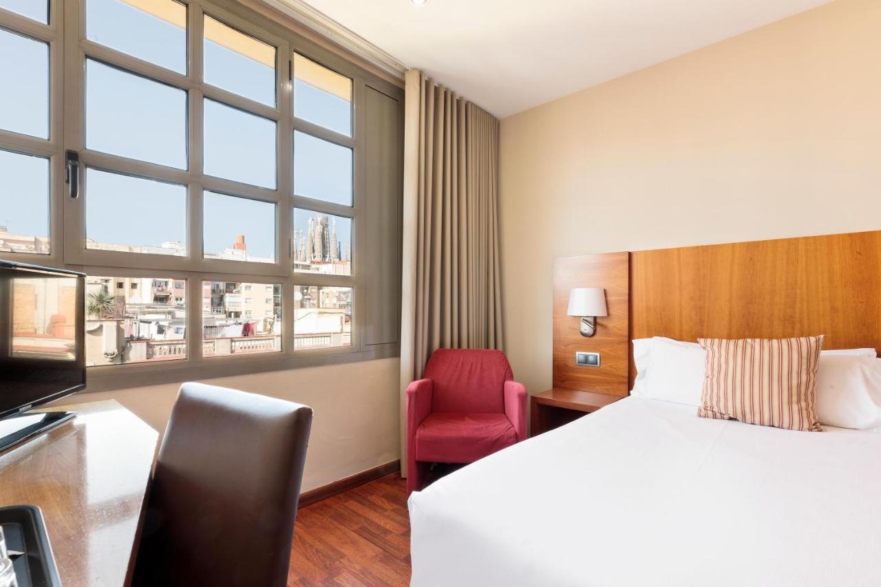 Aranea Hotel 3*