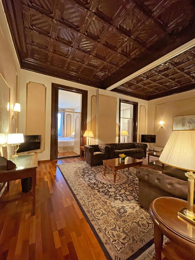 Hotel Roger De Llúria 4*
