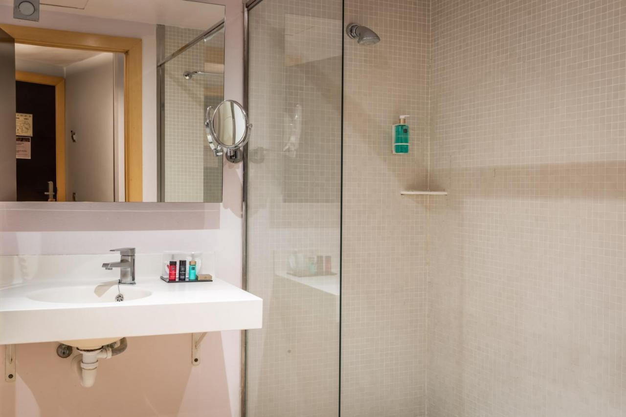 Madanis 4* L'Hospitalet de Llobregat