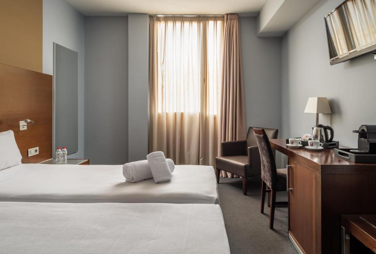 Madanis 4* L'Hospitalet de Llobregat