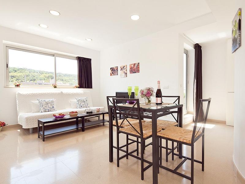 Charmsuites Nou Rambla Apartamento