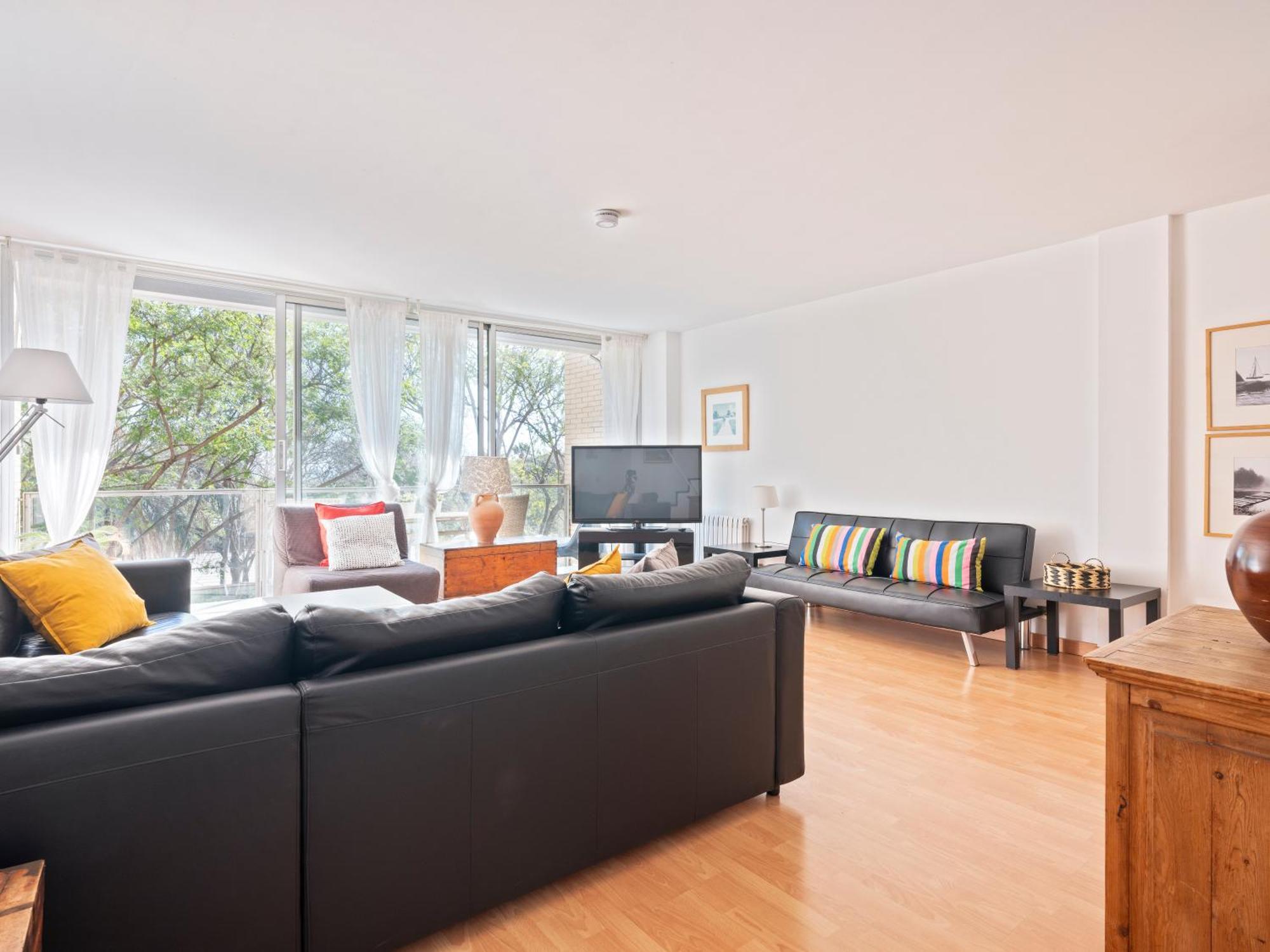 Olimpica Skyline Apartment *