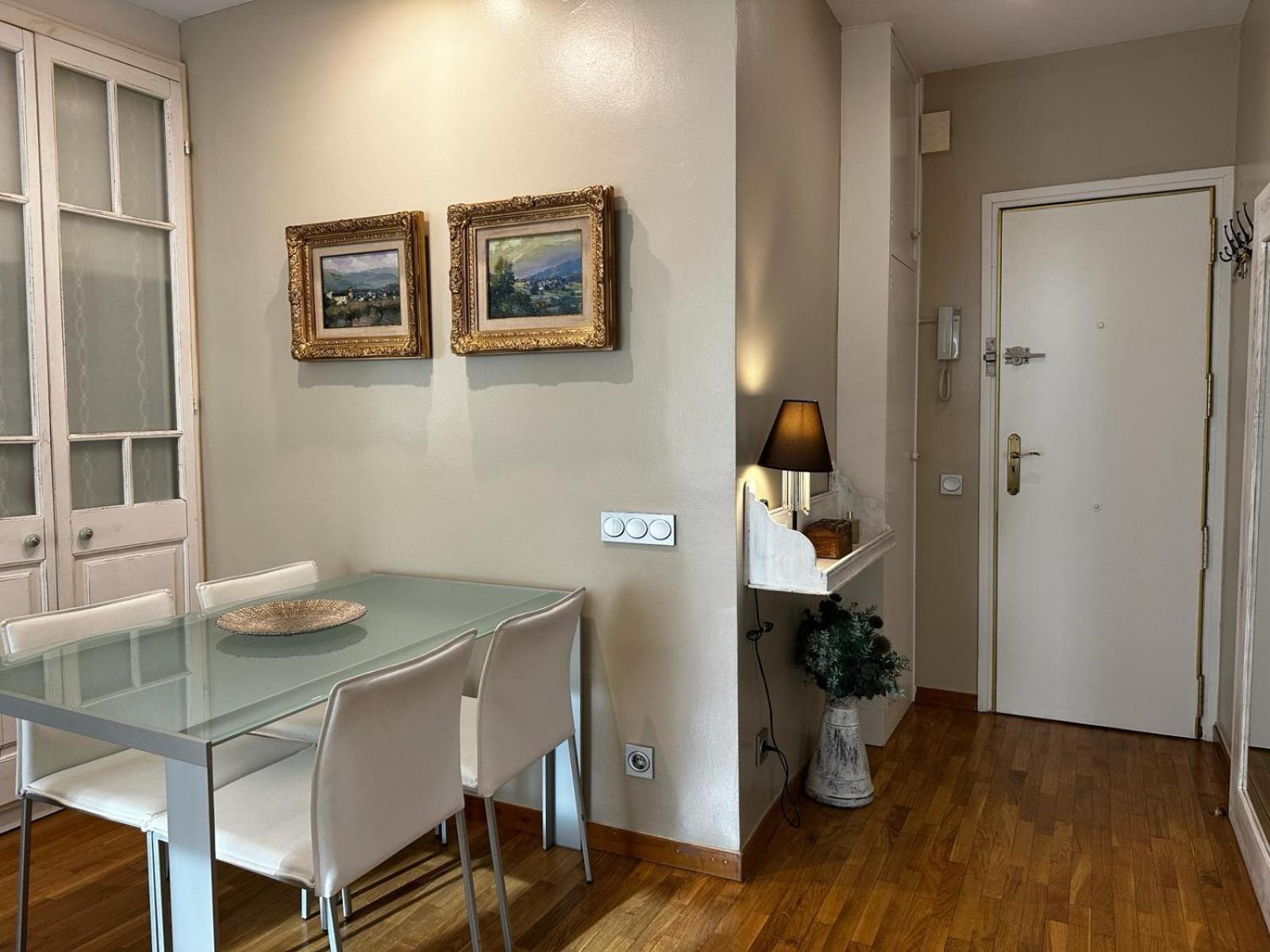 Petit Rossello Apartment Barcelona