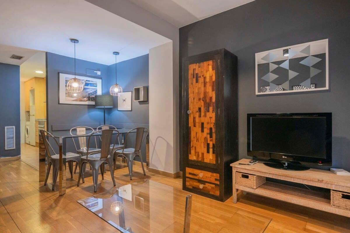 Bright And Modern Duplex With Terrace In Eixample District P1 Apartamento *