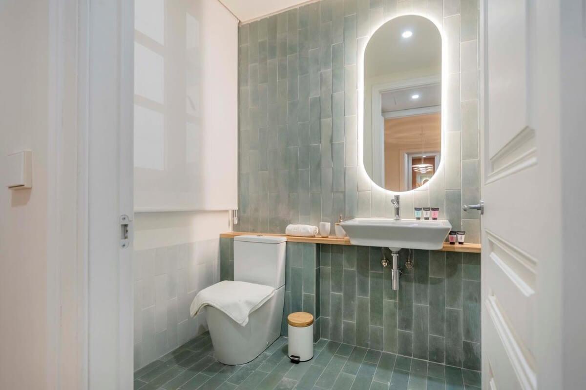 Amazing 5 Bedrooms 5 Bathrooms By Plaza Catalunya Apartamento