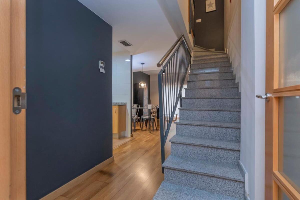Bright And Modern Duplex With Terrace In Eixample District P1 Apartamento