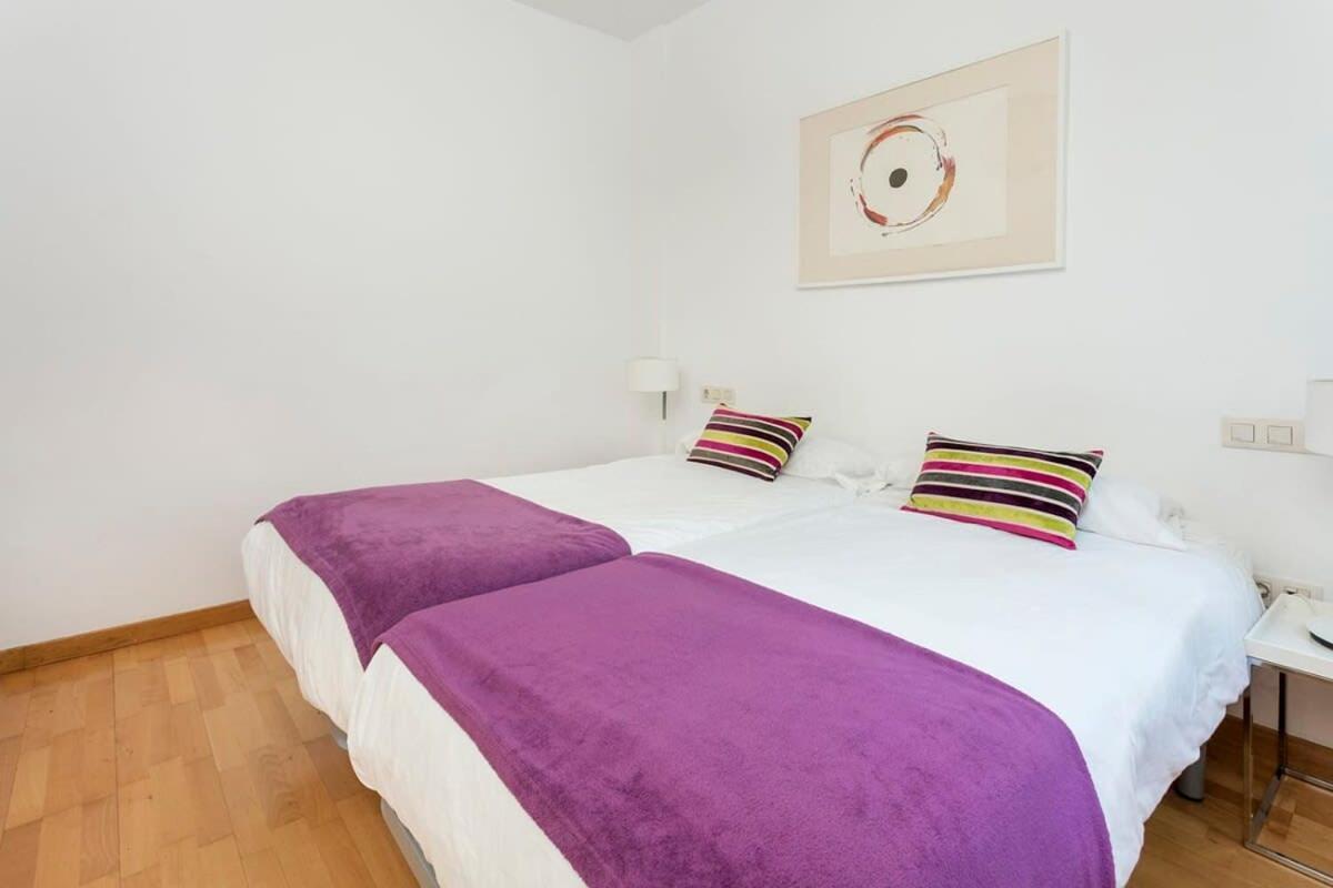 Spacious And Elegant 4 Bedroom With Private Terrace