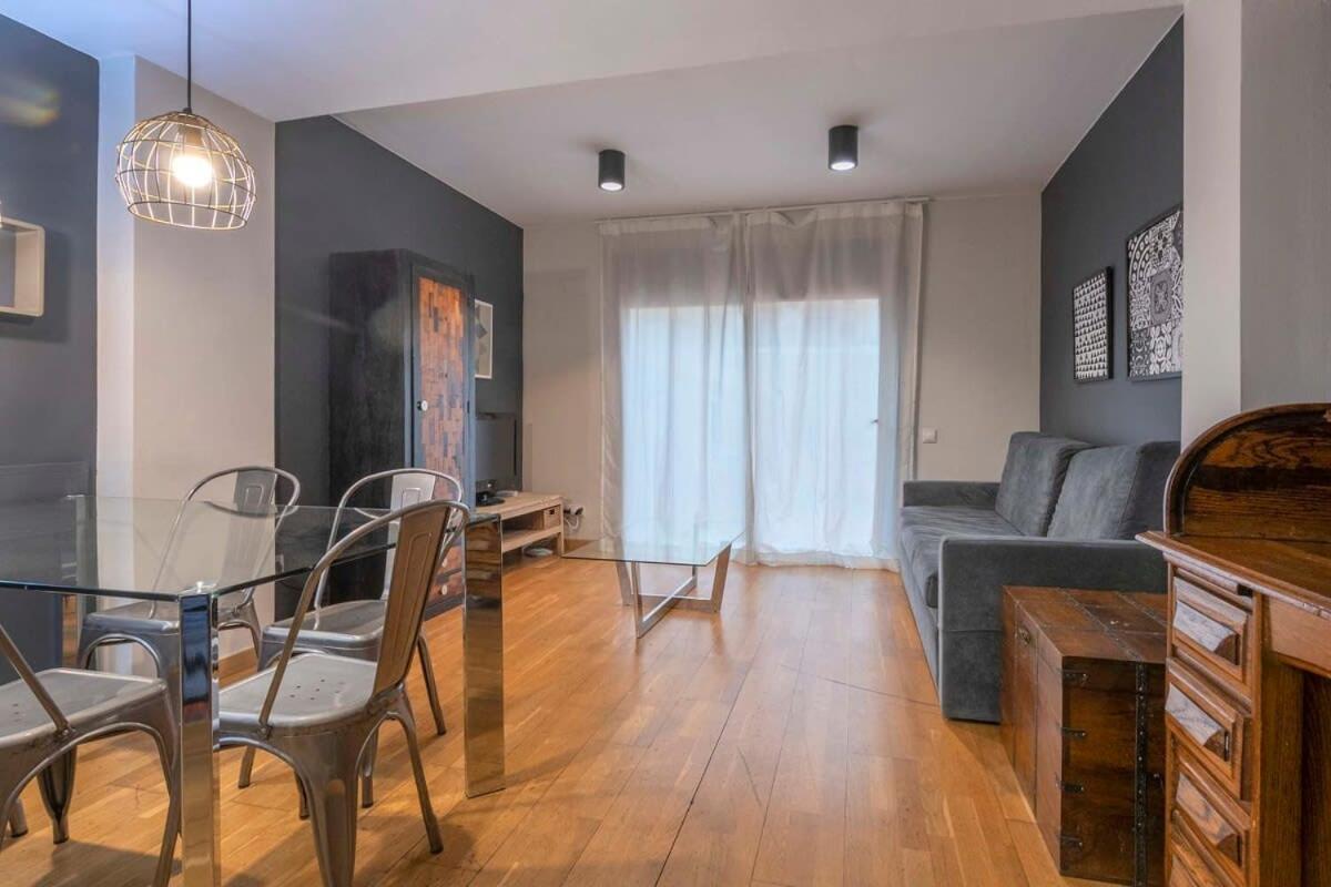 Bright And Modern Duplex With Terrace In Eixample District P1 Apartamento *