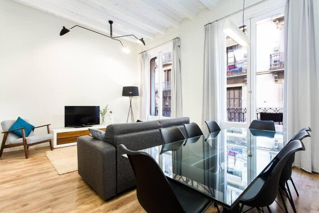 Bright And Modern 4bedroom With Terrace In Ramblas P2 Apartamento *