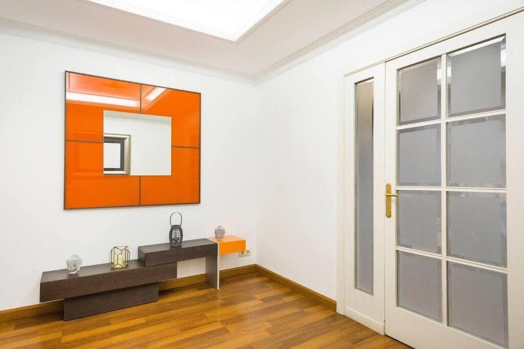 Apartment And Elegant 4 Bedroom By Placa Catalunya *