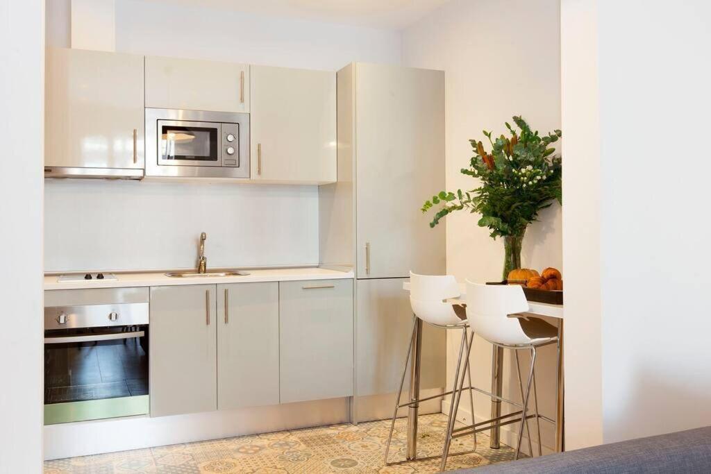 Perfectly Located 4bed 4bath In 2 2 Apartamento *