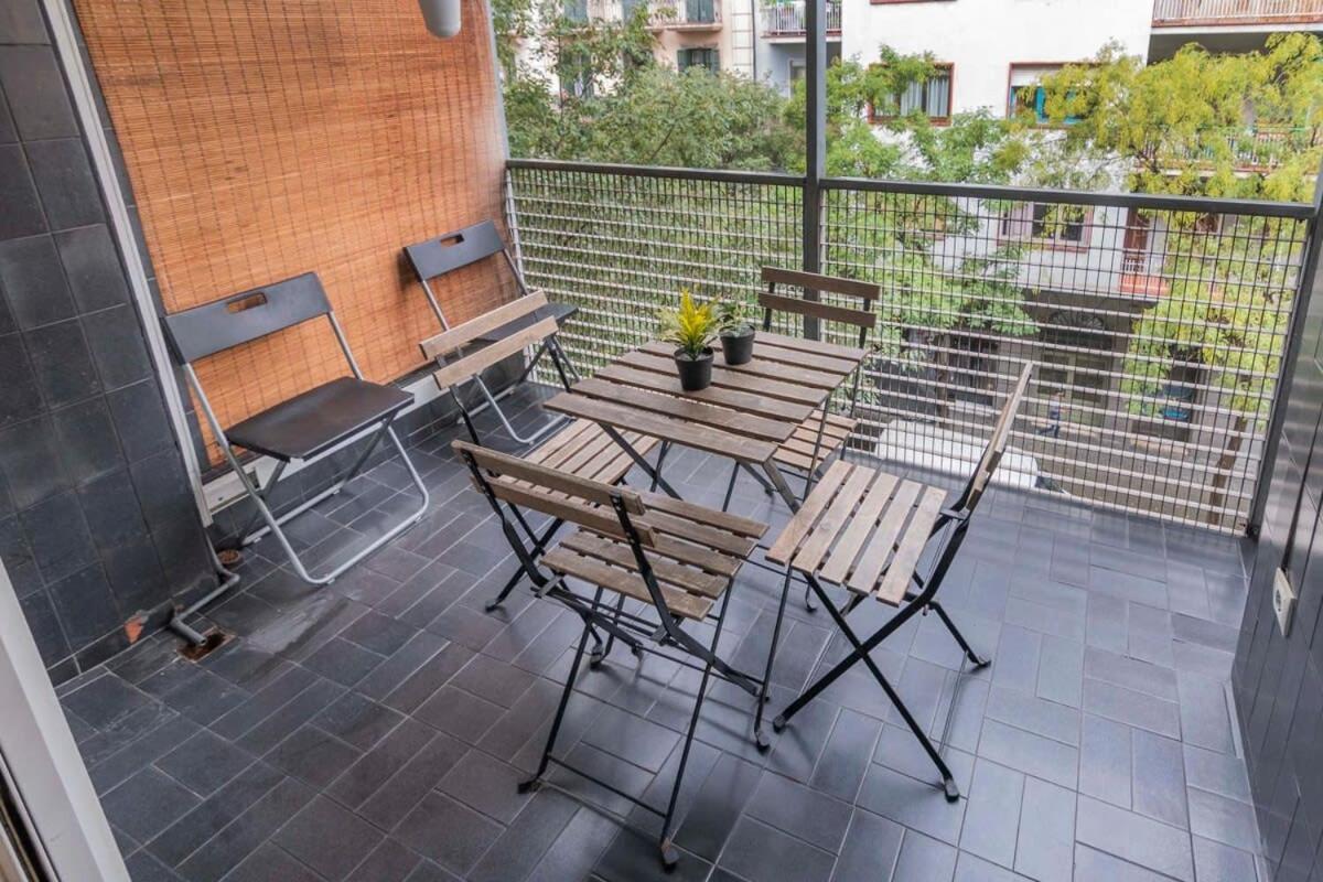 Renovated 4bd 2bth With Terrace In Plaza España