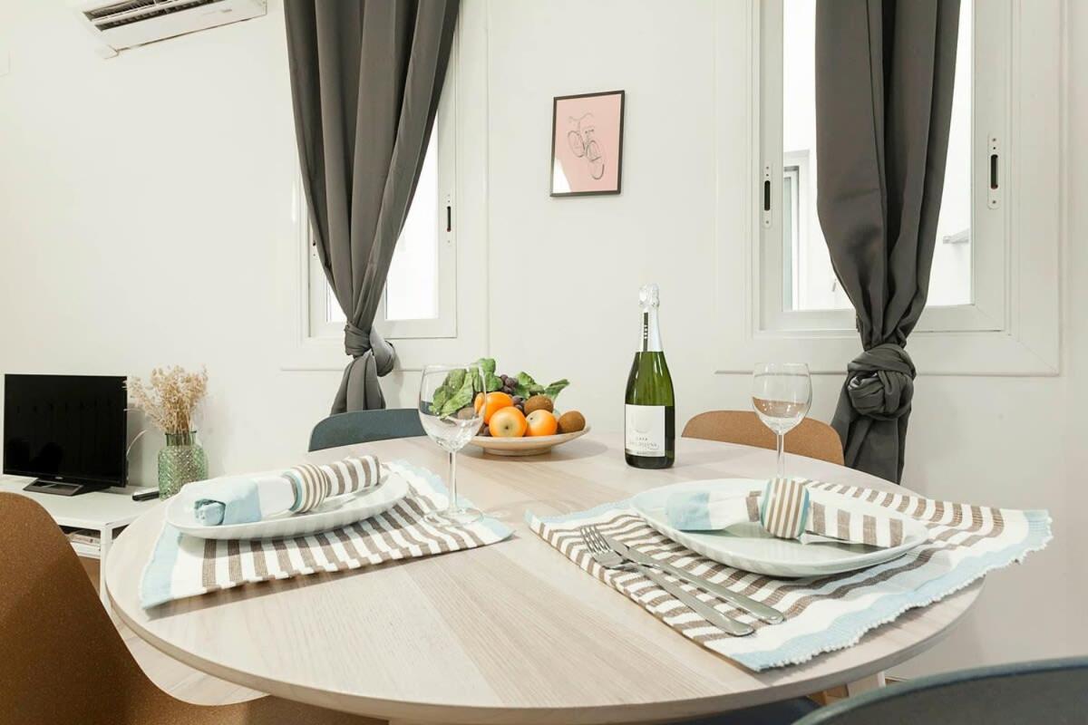 Comfortable 3bd In Poblenou Next To The Only For Families! Apartamento Barcelona