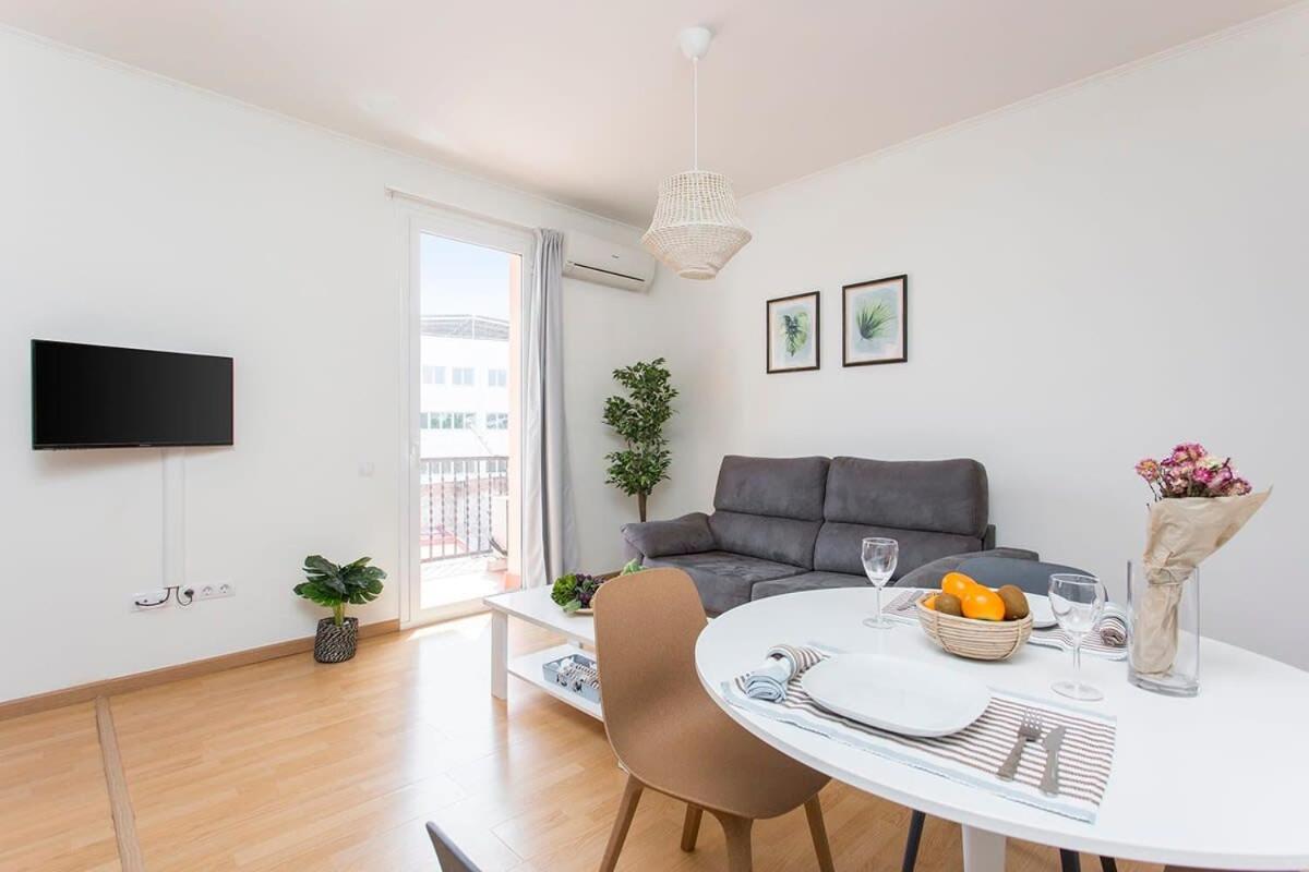 3bd Only For Families In Poblenou Next To The Beach! Barcelona