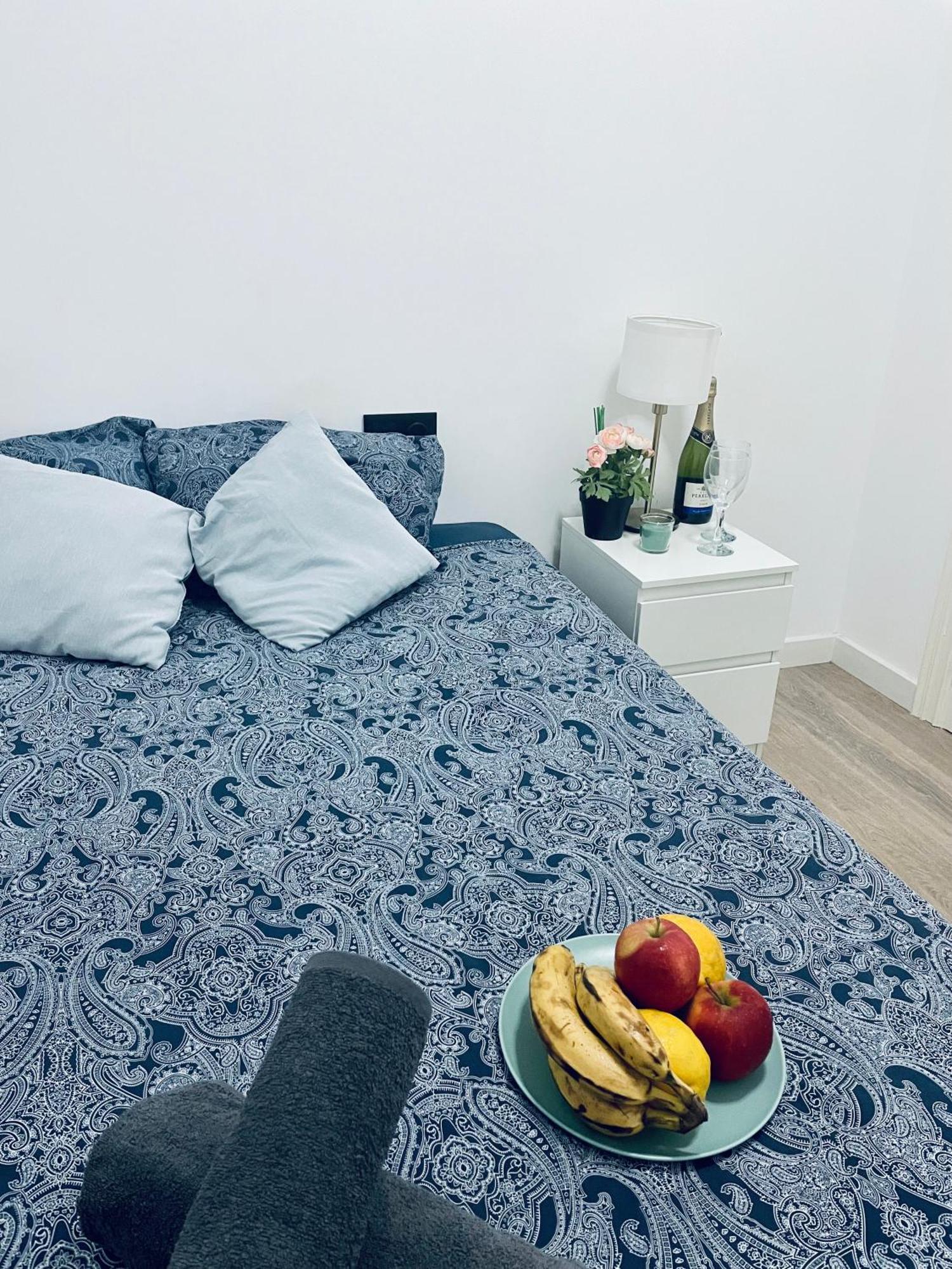 Ronda Sant Pere 5 Bed and breakfast