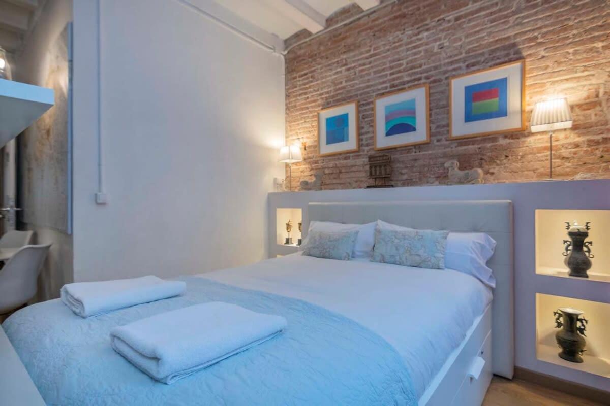 Exclusive 2 Bedroom In The Center Apartamento Barcelona
