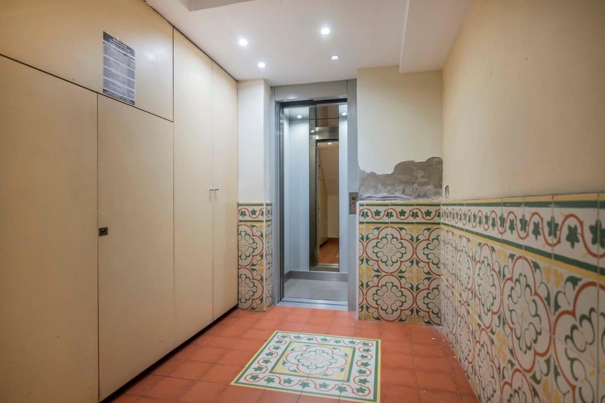 3bd With Private Terrace Right By Sagrada Familia Apartamento *