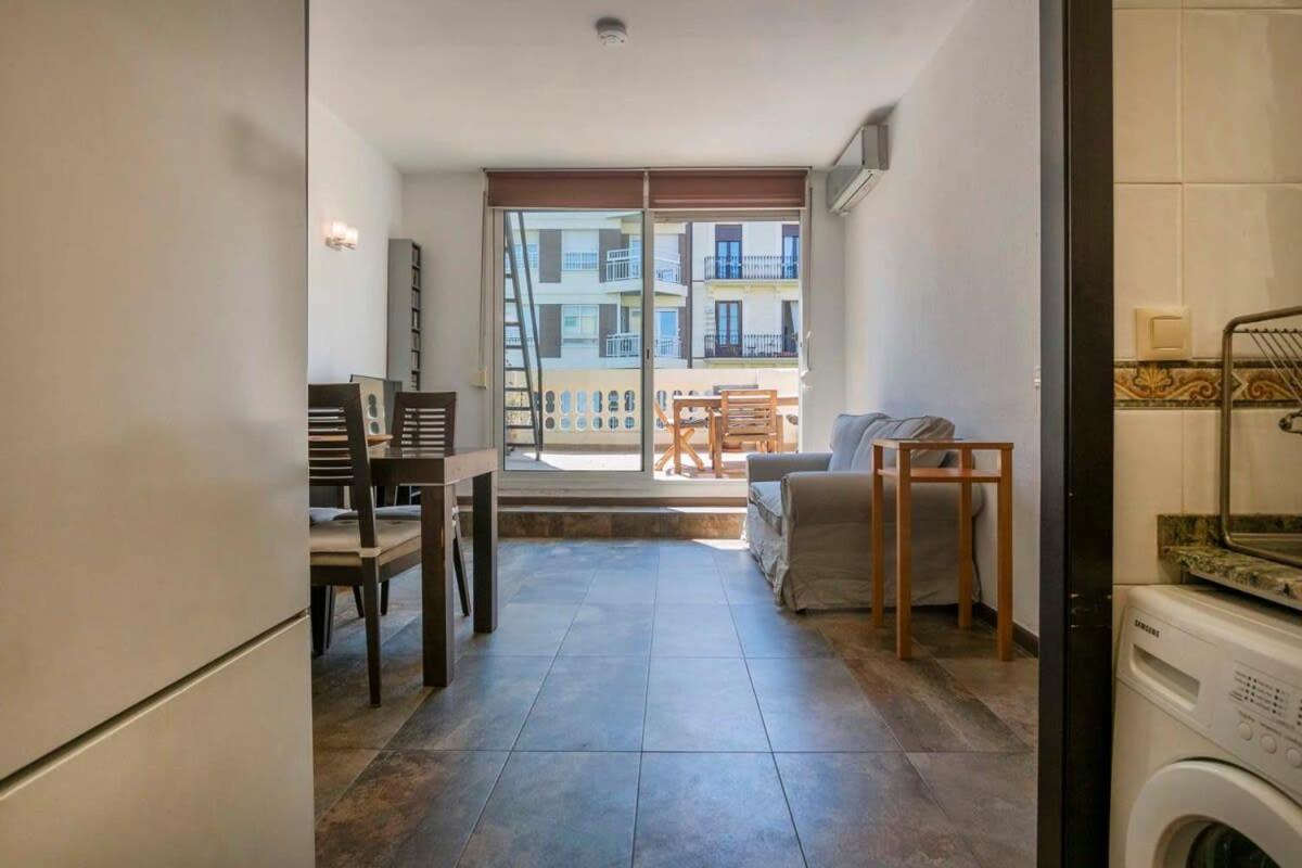 3bd With Private Terrace Right By Sagrada Familia Apartamento *
