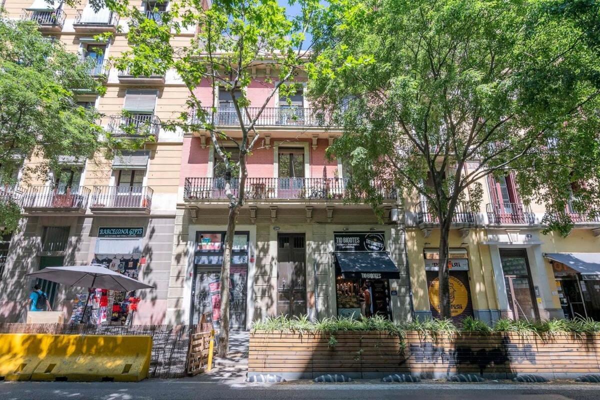 3bd With Private Terrace Right By Sagrada Familia Apartamento *