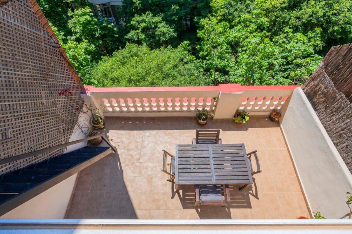 3bd With Private Terrace Right By Sagrada Familia Apartamento *