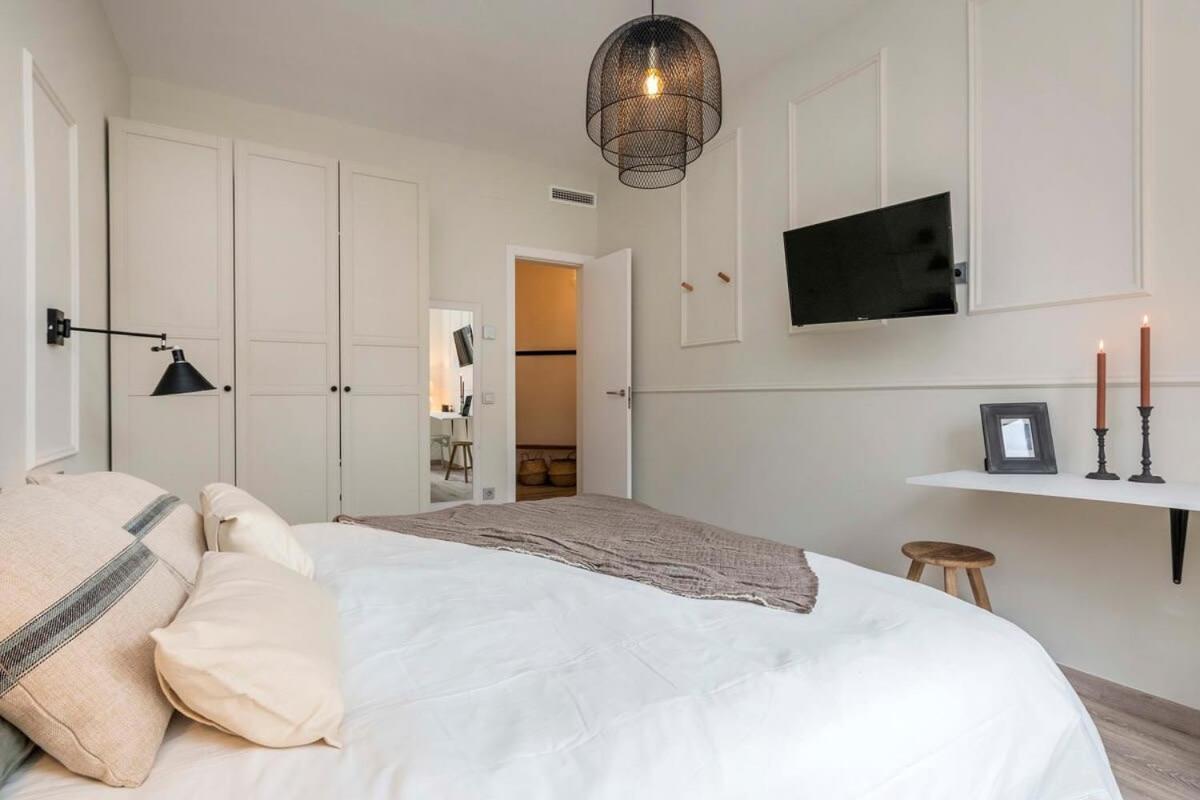 Luxury 4-bedrooms In Rambla De Catalunya * Barcelona
