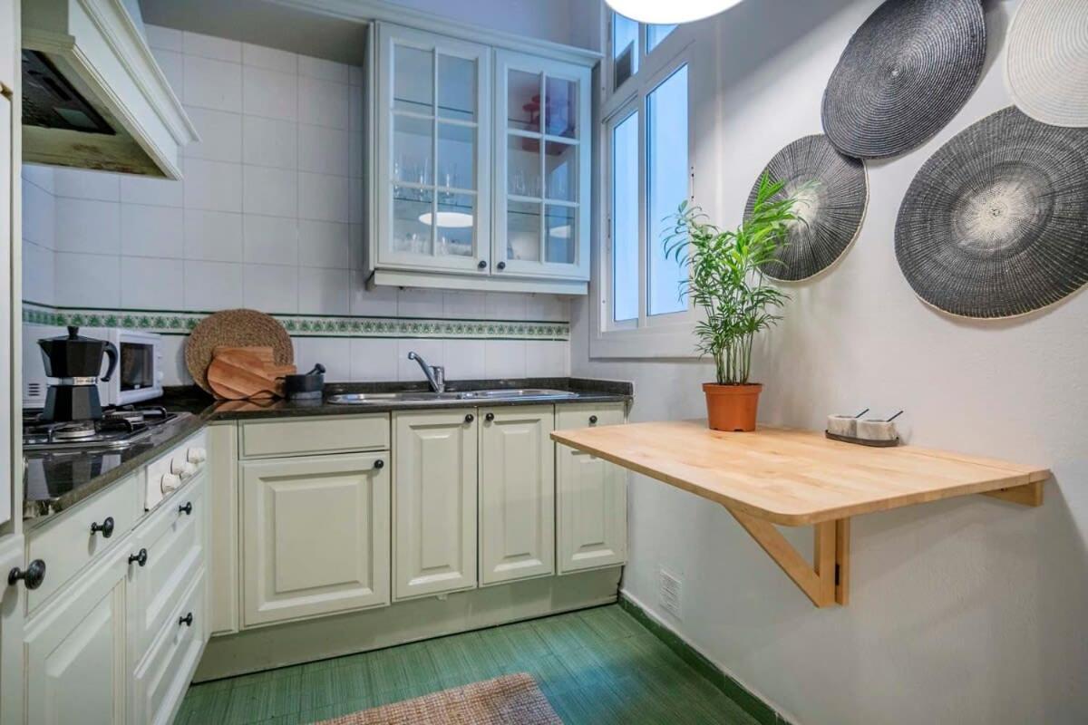 Elegant 4 Bedrooms 3 Bathrooms Catalan * Barcelona