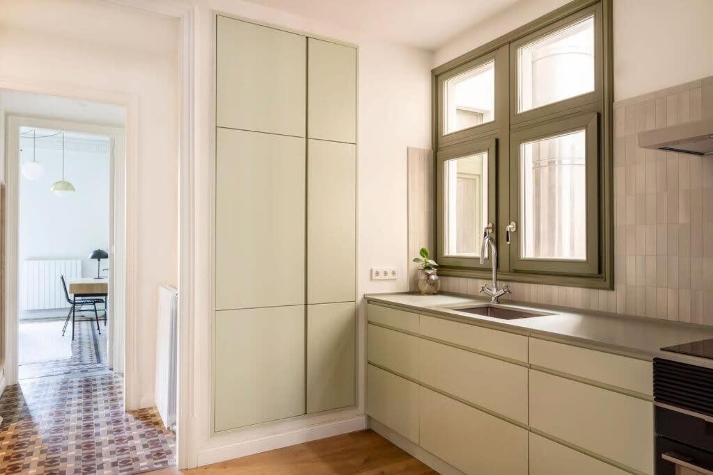 Apartamento Amazing 5 Bedrooms 5 Bathrooms By Plaza Catalunya Barcelona