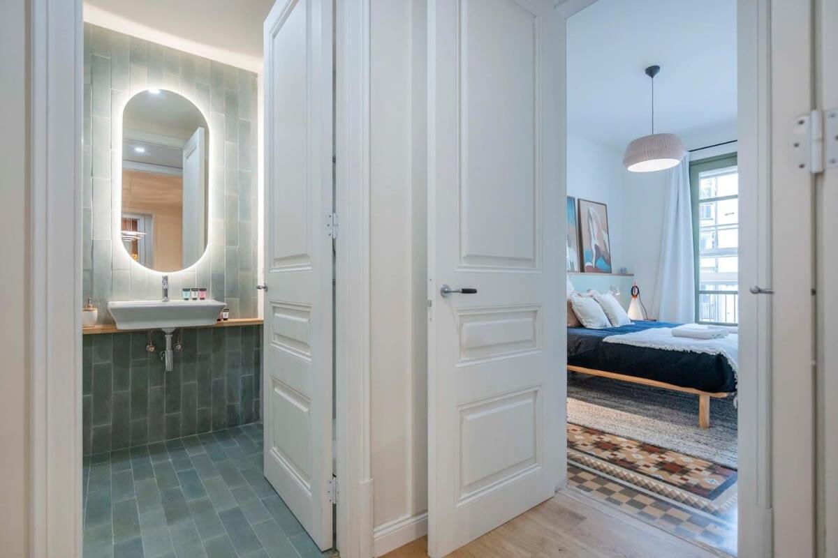 Amazing 5 Bedrooms 5 Bathrooms By Plaza Catalunya Apartamento *